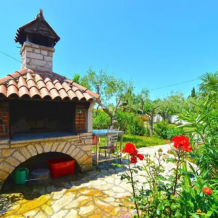 Apartment Fuer 6 Personen Ca 75 Qm In Rovinj-cocaletto, Istrien Istrische Riviera Rovinj